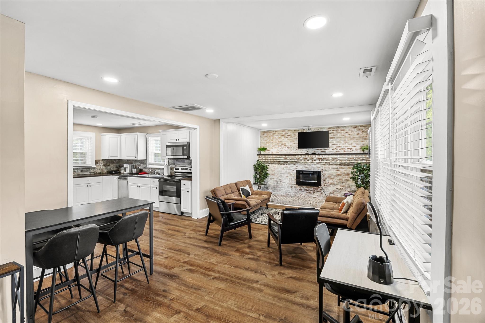 2738 Catalina Avenue Charlotte NC 28206
