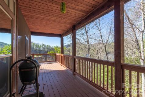 98 Eagle Watch Drive Tuckasegee NC 28783