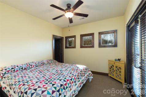 98 Eagle Watch Drive Tuckasegee NC 28783