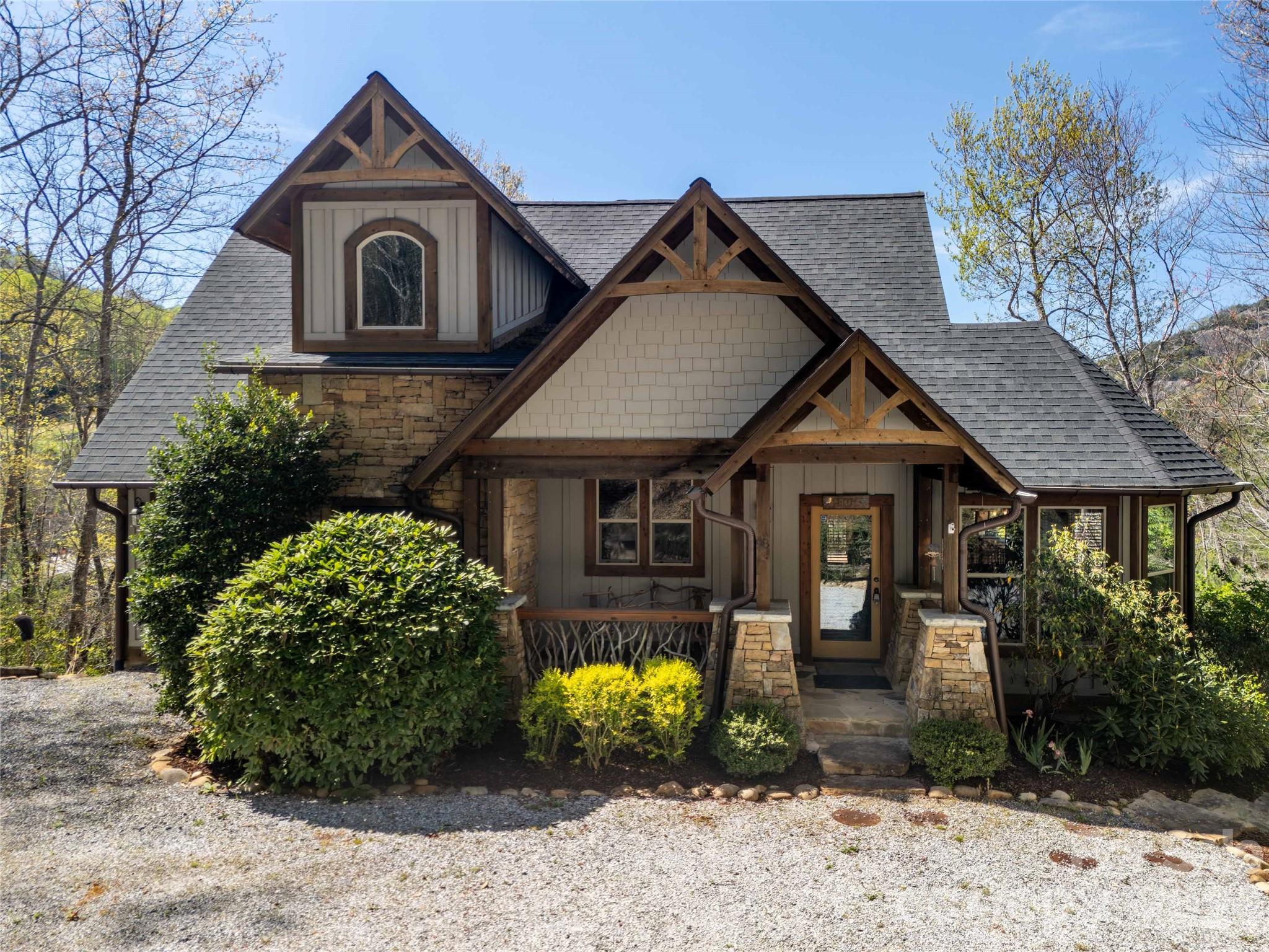 98 Eagle Watch Drive Tuckasegee NC 28783