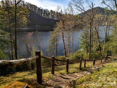 98 Eagle Watch Drive Tuckasegee NC 28783