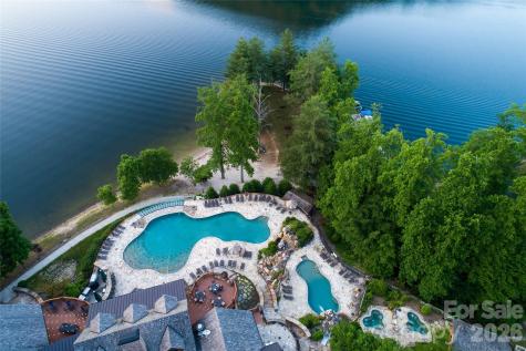 98 Eagle Watch Drive Tuckasegee NC 28783