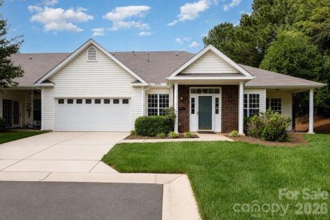 6204 Half Dome Drive Charlotte NC 28269