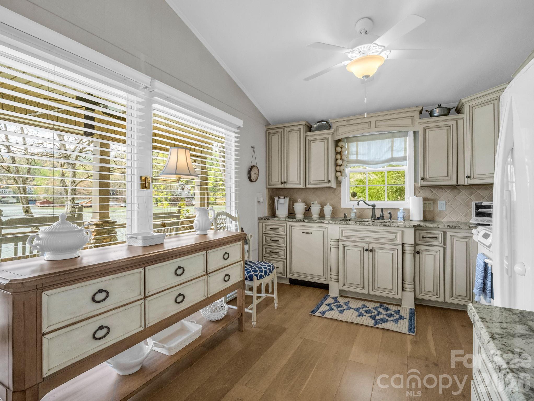 206 Lakeridge Road Lake Lure NC 28746