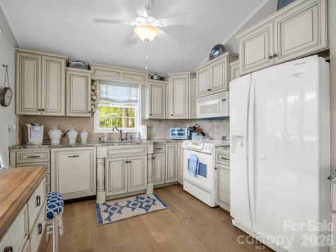 206 Lakeridge Road Lake Lure NC 28746