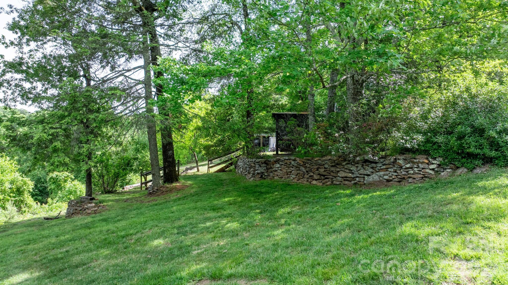 2184 Pine Mountain Drive Connelly Springs NC 28612