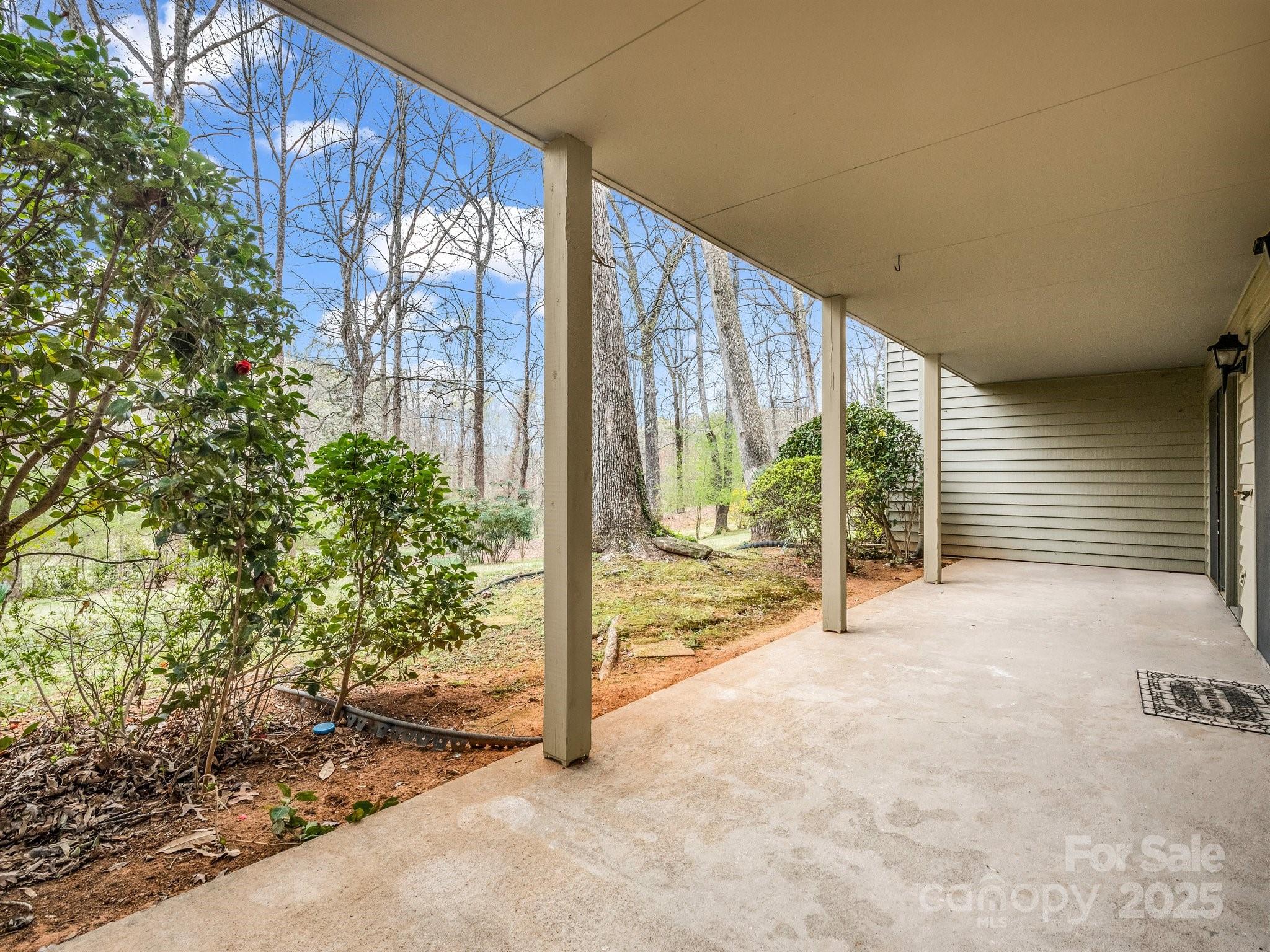 31 Hunting Country Trail Tryon NC 28782