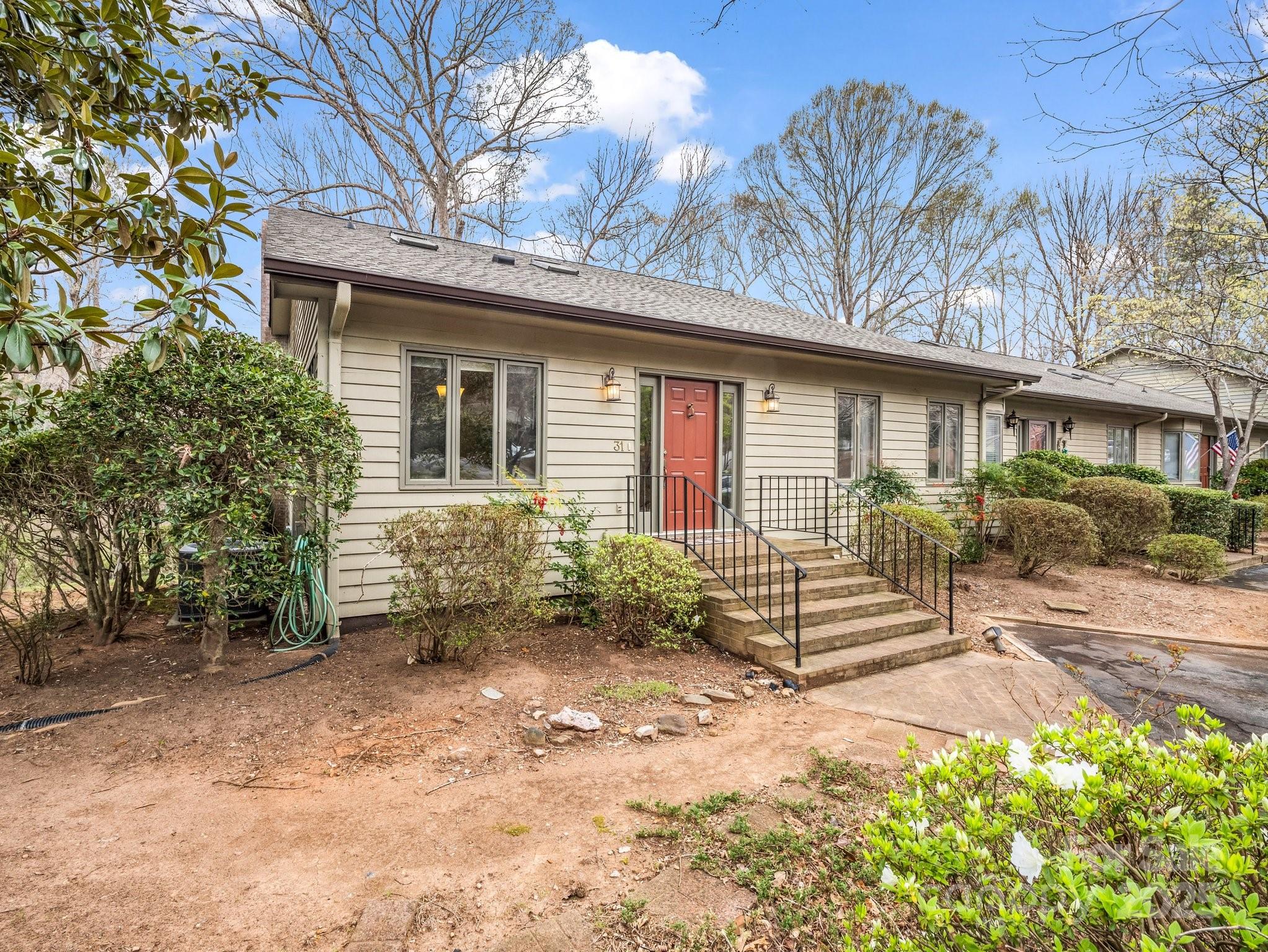 31 Hunting Country Trail Tryon NC 28782