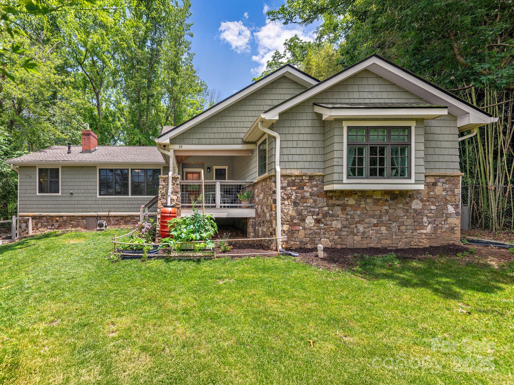 19 Albemarle Road Asheville NC 28801