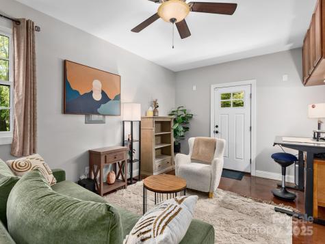 19 Albemarle Road Asheville NC 28801