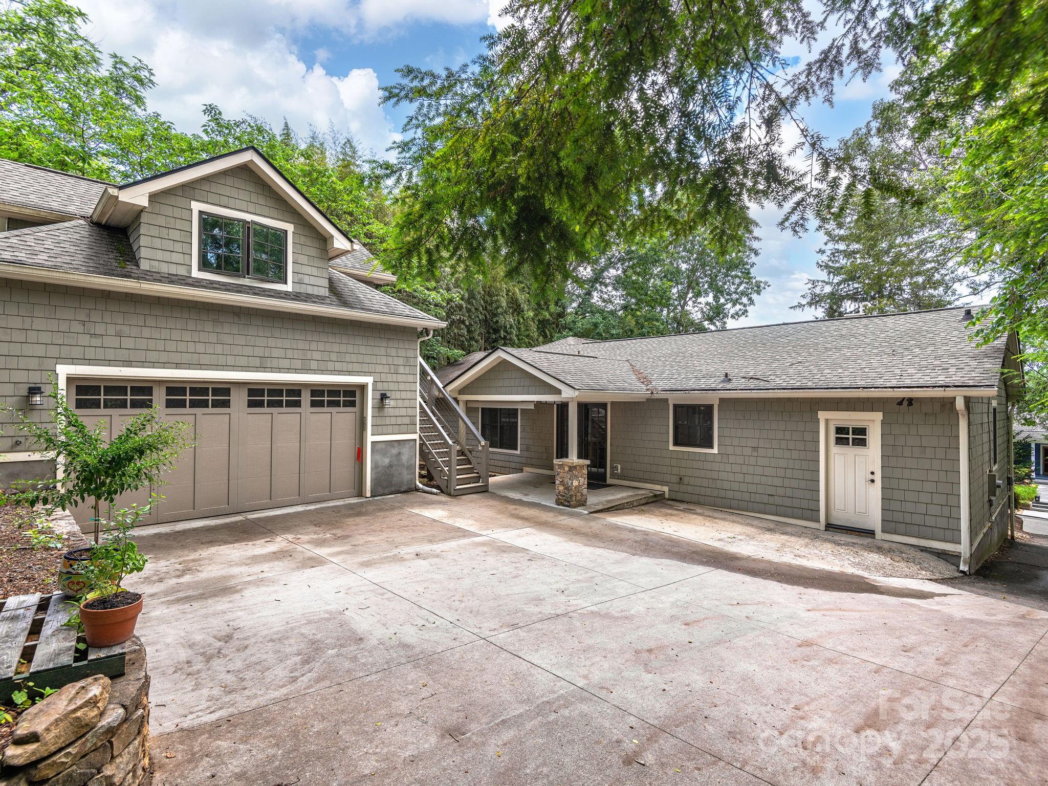 19 Albemarle Road Asheville NC 28801