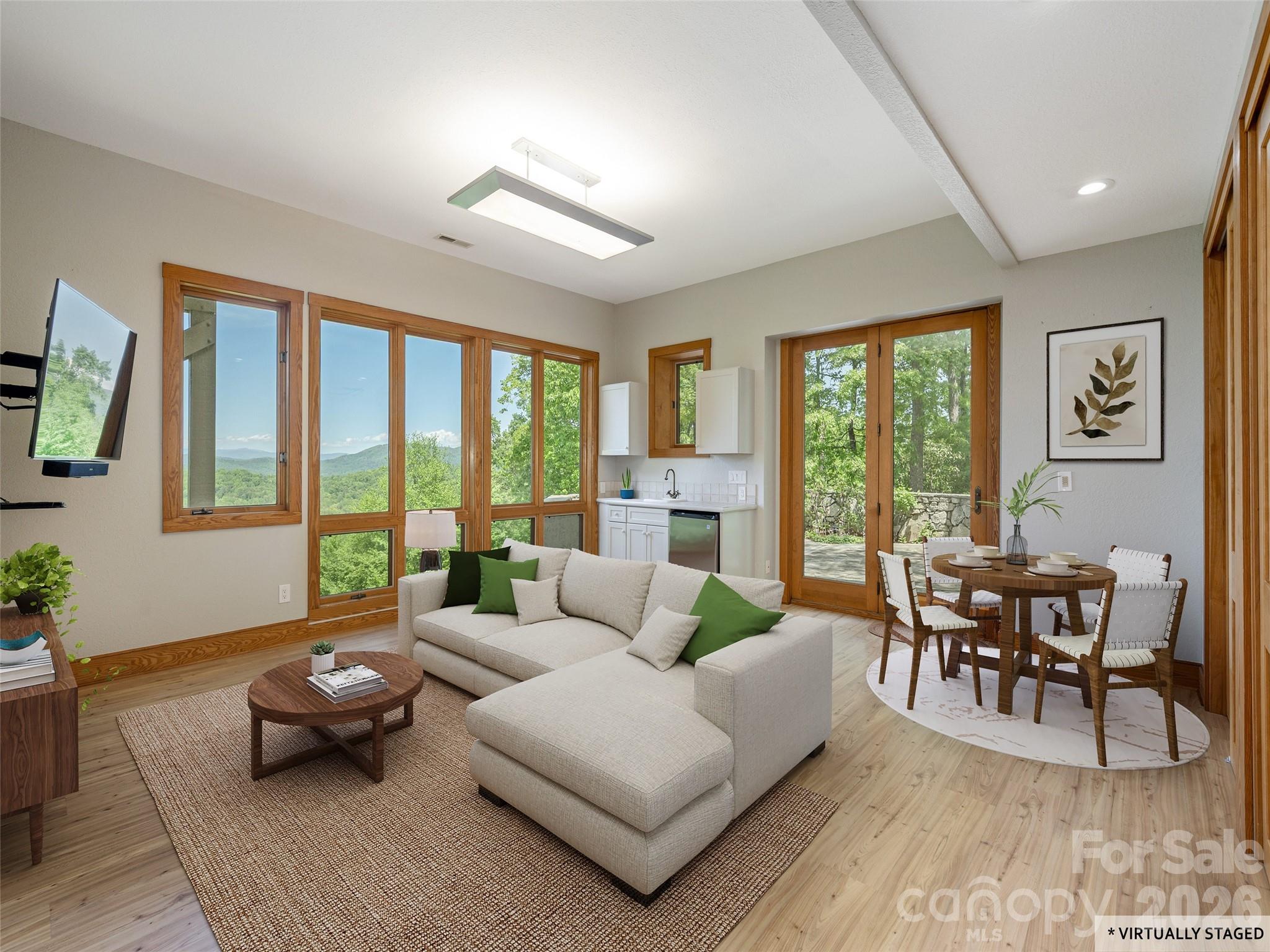 35 Carriage Forest Court Hendersonville NC 28791