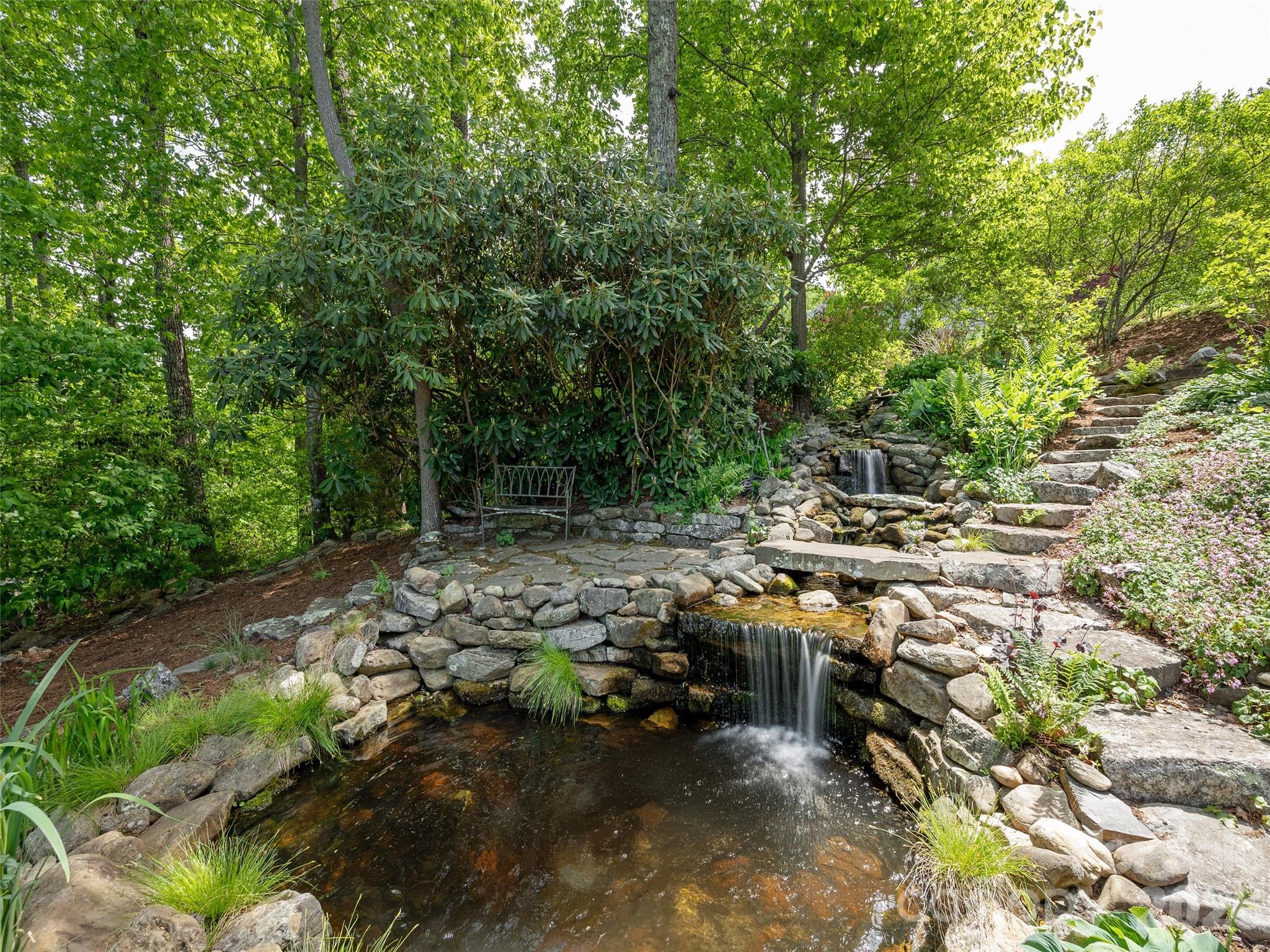 35 Carriage Forest Court Hendersonville NC 28791