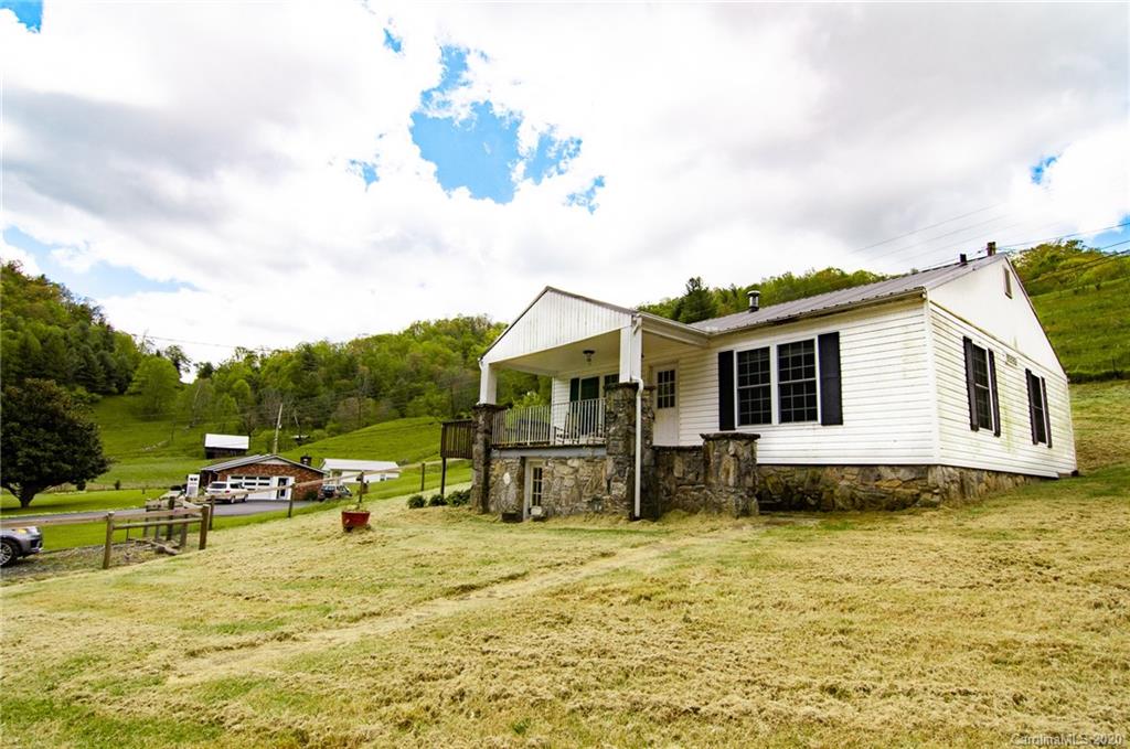 2487 Bald Mountain Road Burnsville NC 28714