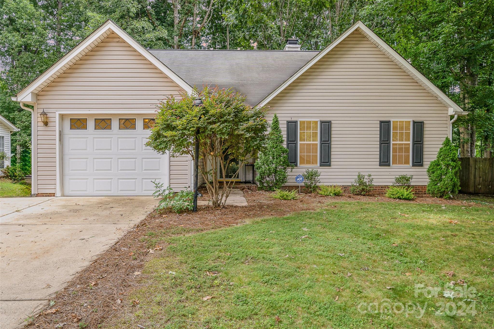 4210 Huntmeadow Drive Charlotte NC 28269
