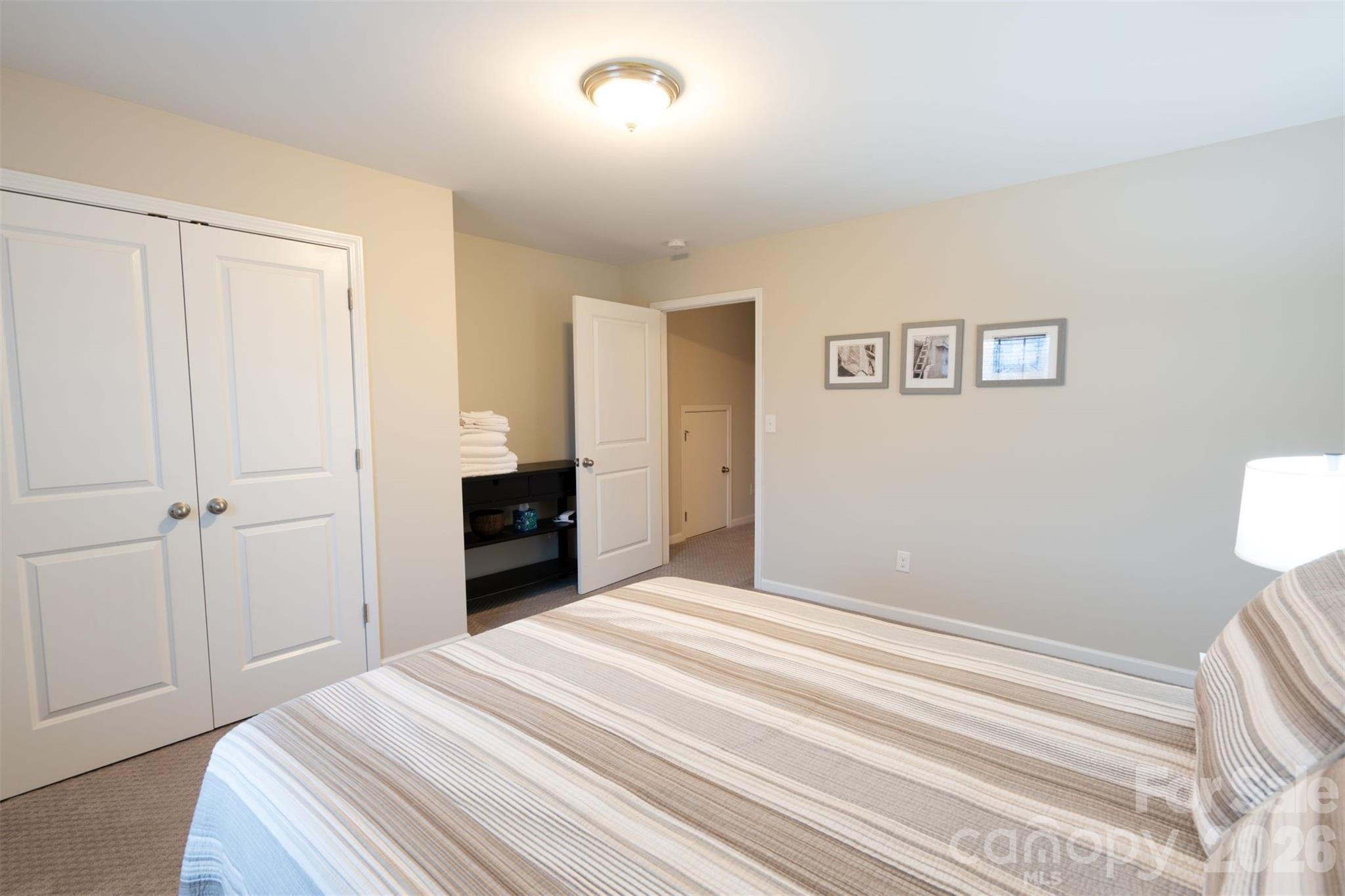 5031 Star Hill Lane Charlotte NC 28214