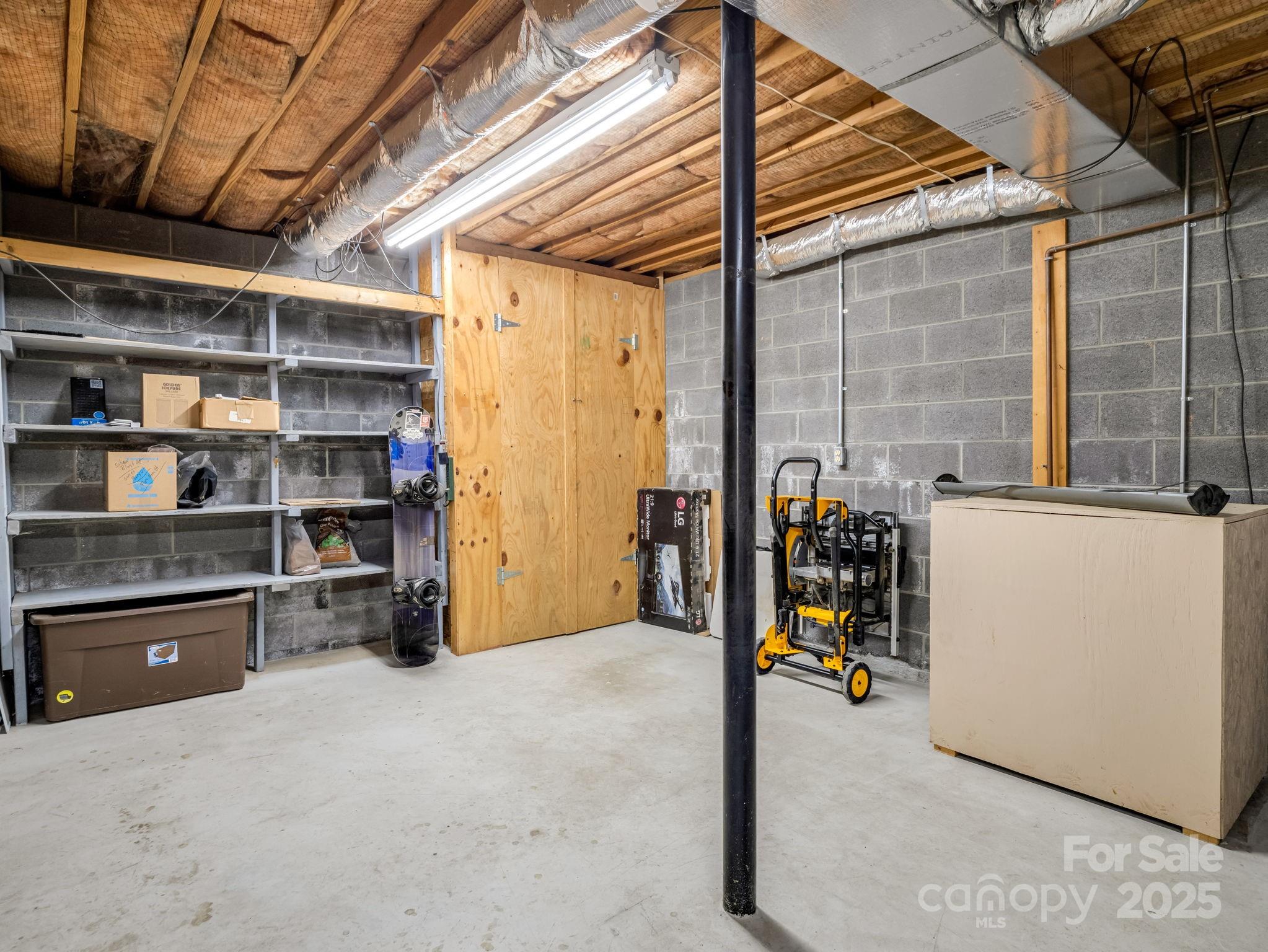 171 Dix Creek #2 Road Leicester NC 28748