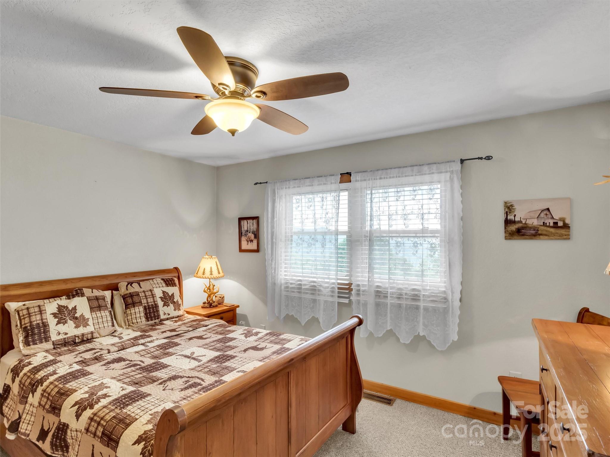 1064 Point Of View Drive Waynesville NC 28785
