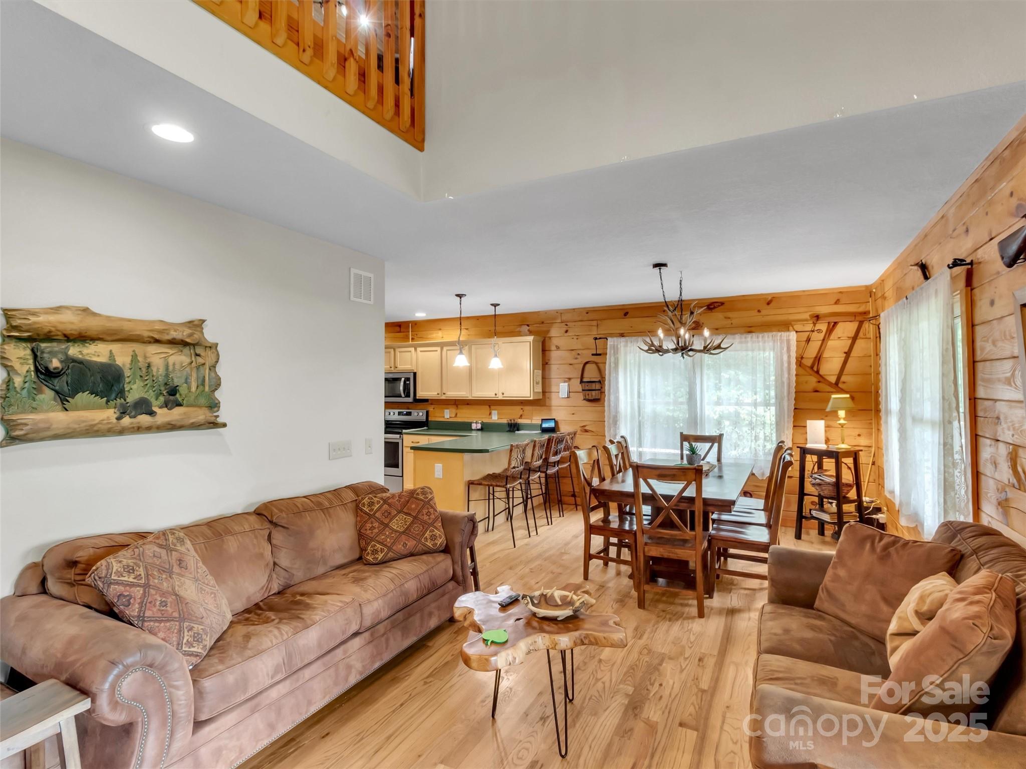1064 Point Of View Drive Waynesville NC 28785