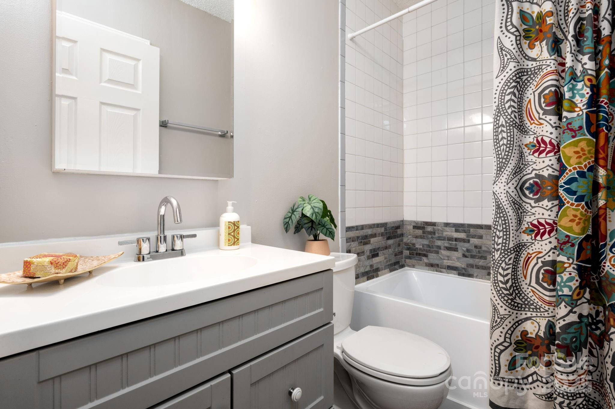 140 State Street Asheville NC 28806