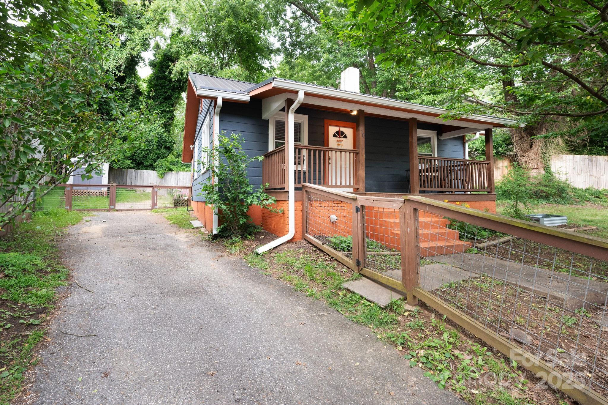 140 State Street Asheville NC 28806