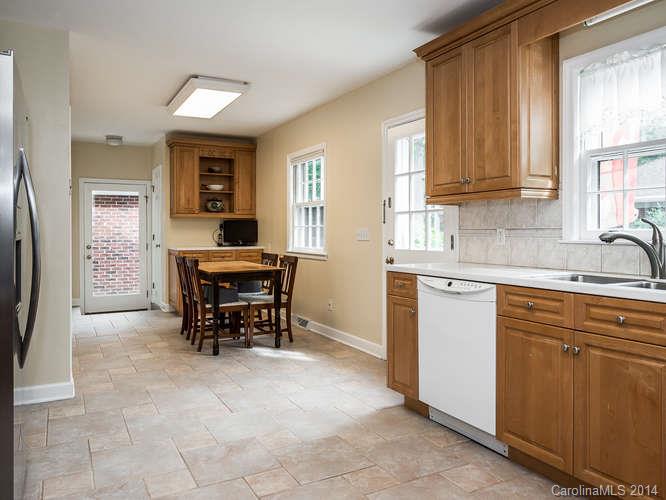 6811 Rocky Falls Road Charlotte NC 28211