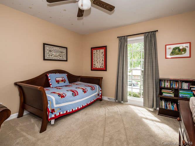 6811 Rocky Falls Road Charlotte NC 28211