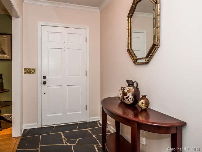 6811 Rocky Falls Road Charlotte NC 28211