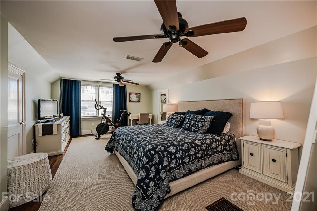 112 Tranquil Avenue Charlotte NC 28209