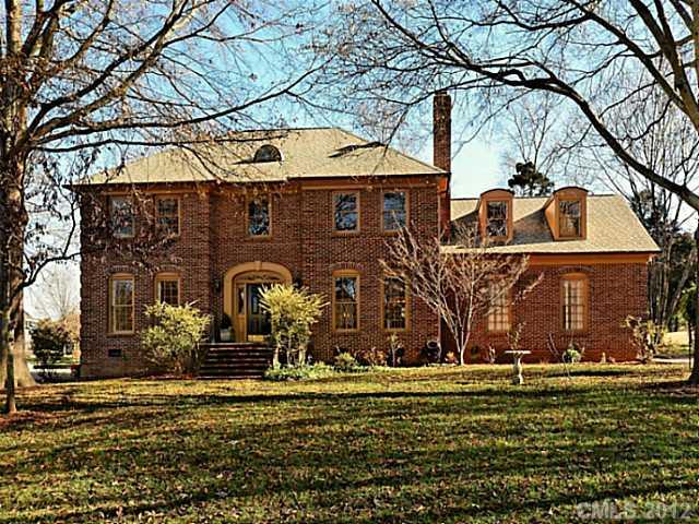 5517 Mcpherson Drive Charlotte NC 28226