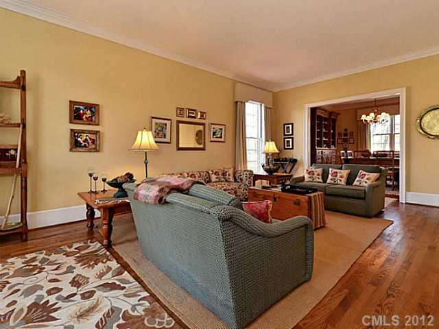 5517 Mcpherson Drive Charlotte NC 28226