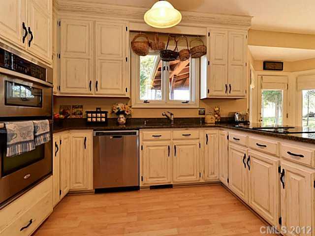 5517 Mcpherson Drive Charlotte NC 28226