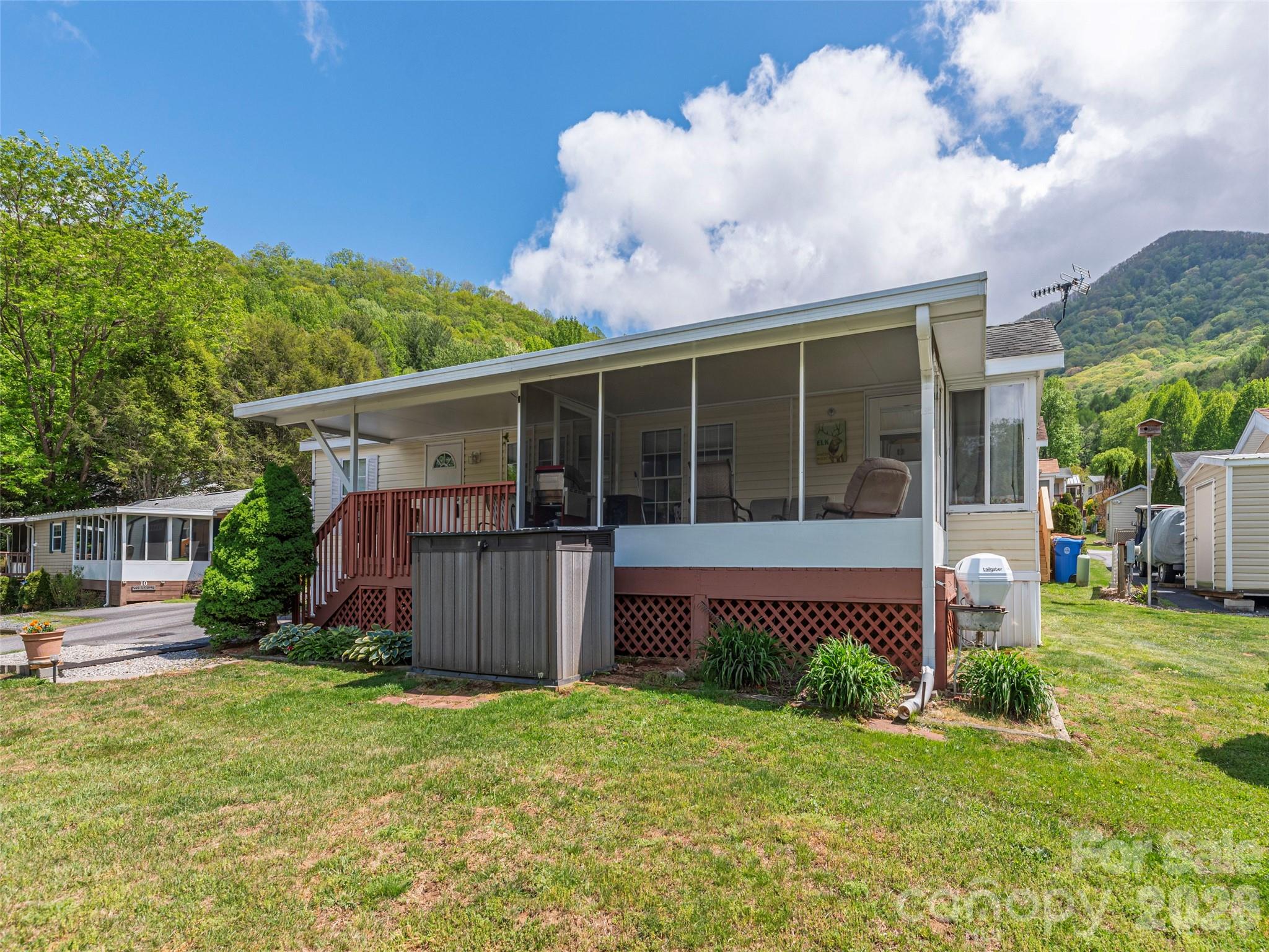 11 Valentine Drive Maggie Valley NC 28751