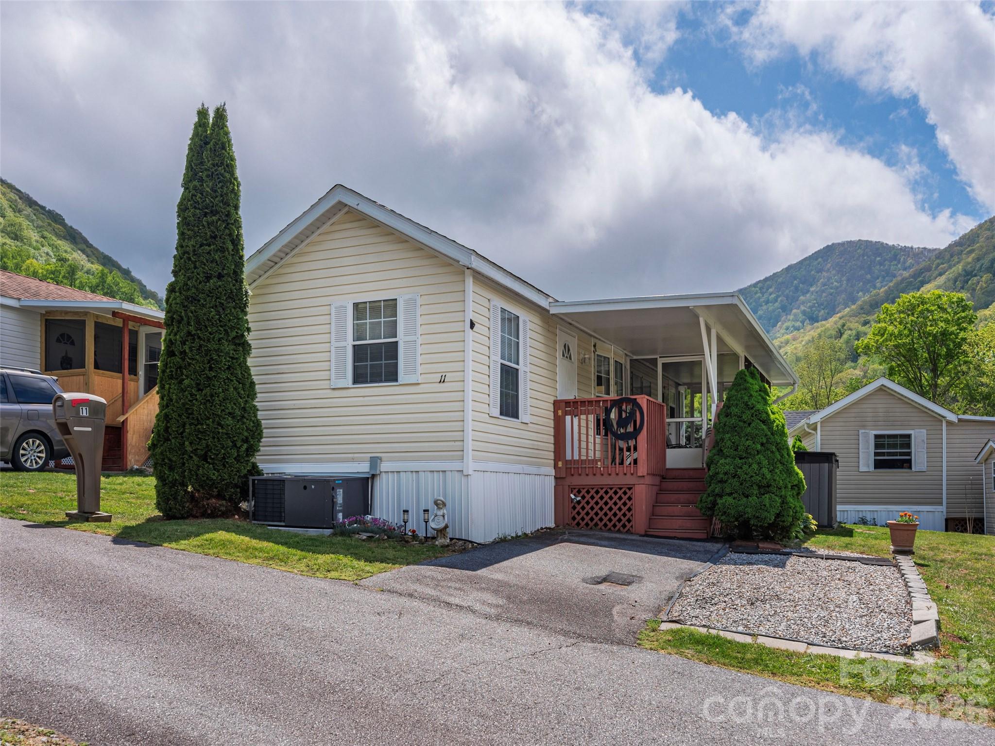 11 Valentine Drive Maggie Valley NC 28751