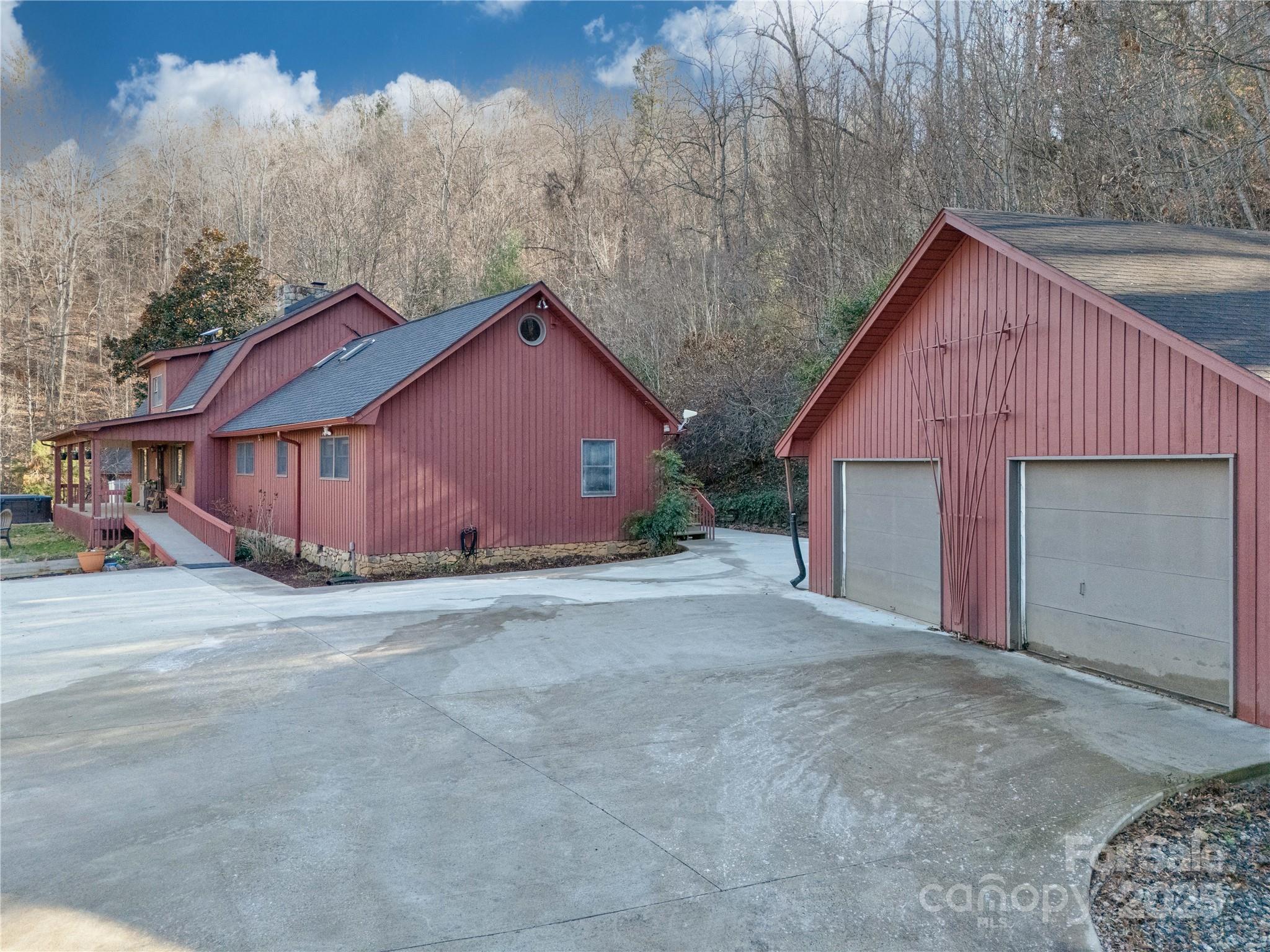 82 Dula Cove Weaverville NC 28787