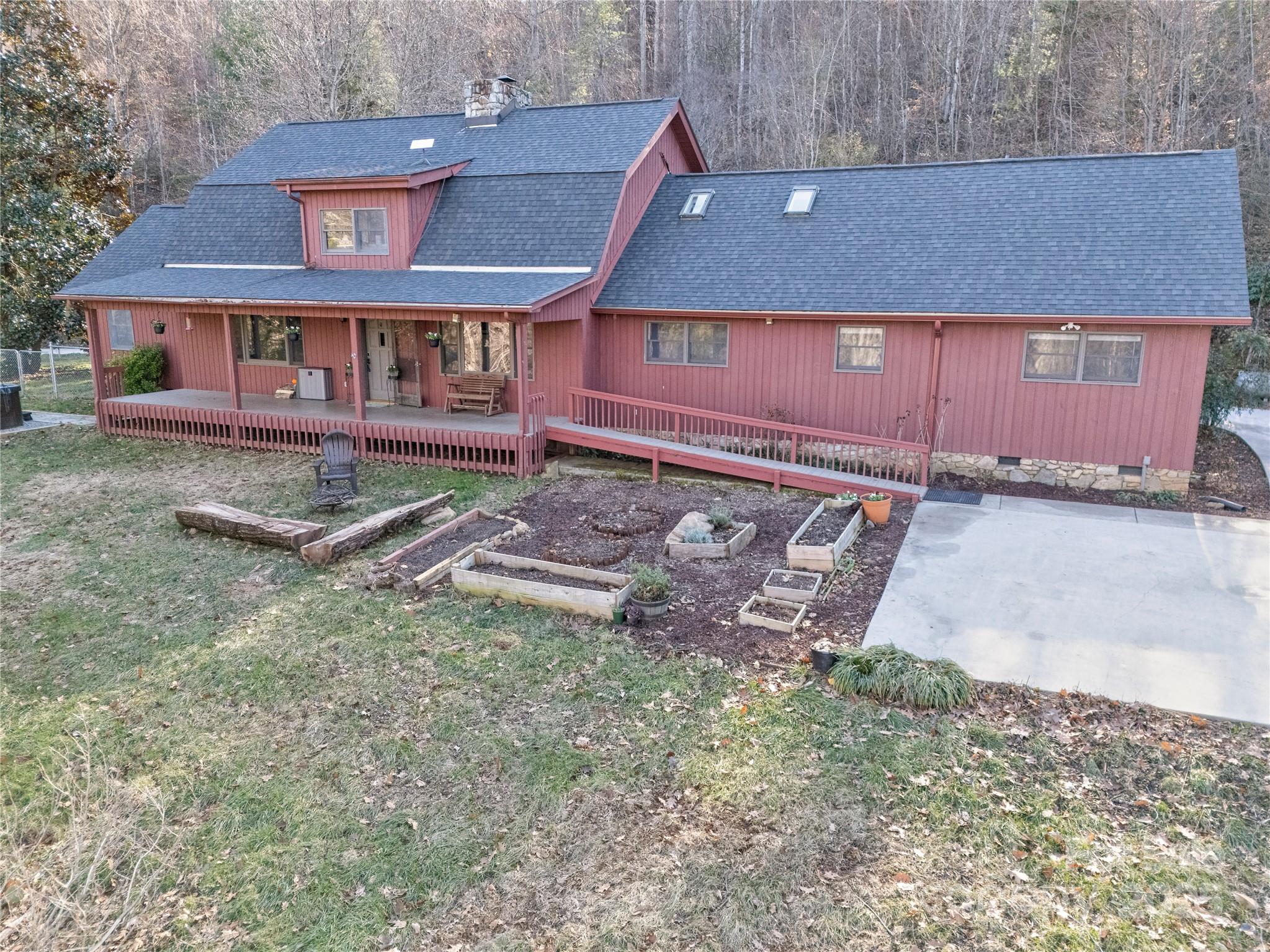 82 Dula Cove Weaverville NC 28787