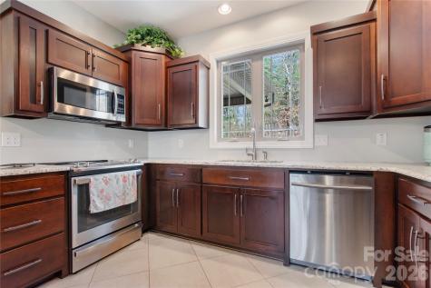 2573 Dogwood Vista Lenoir NC 28645