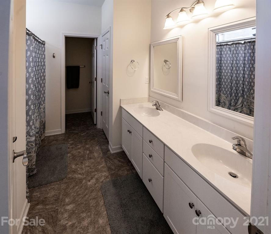 24 Wetland Way Arden NC 28704