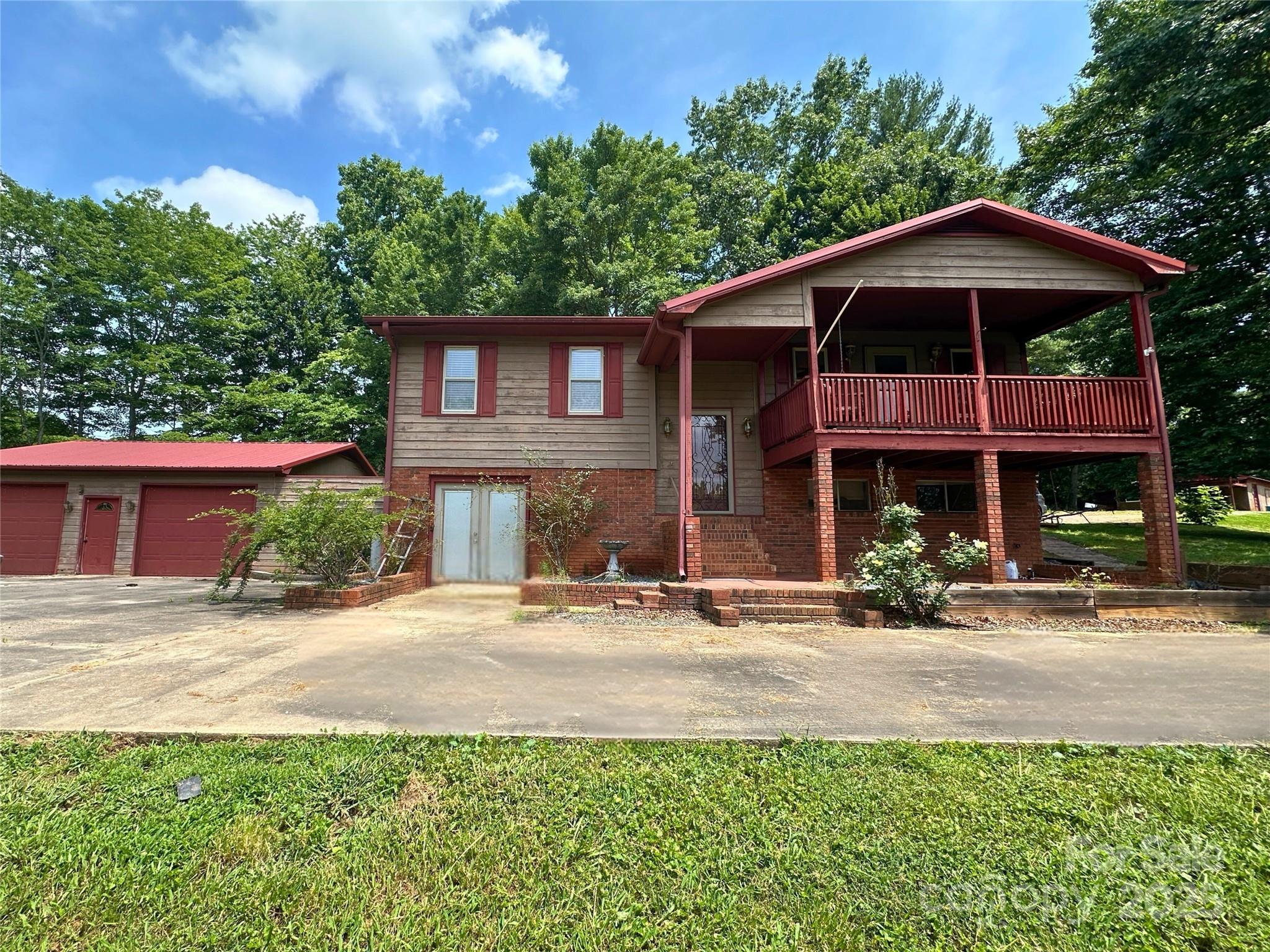 84 Randolph Road Marion NC 28752