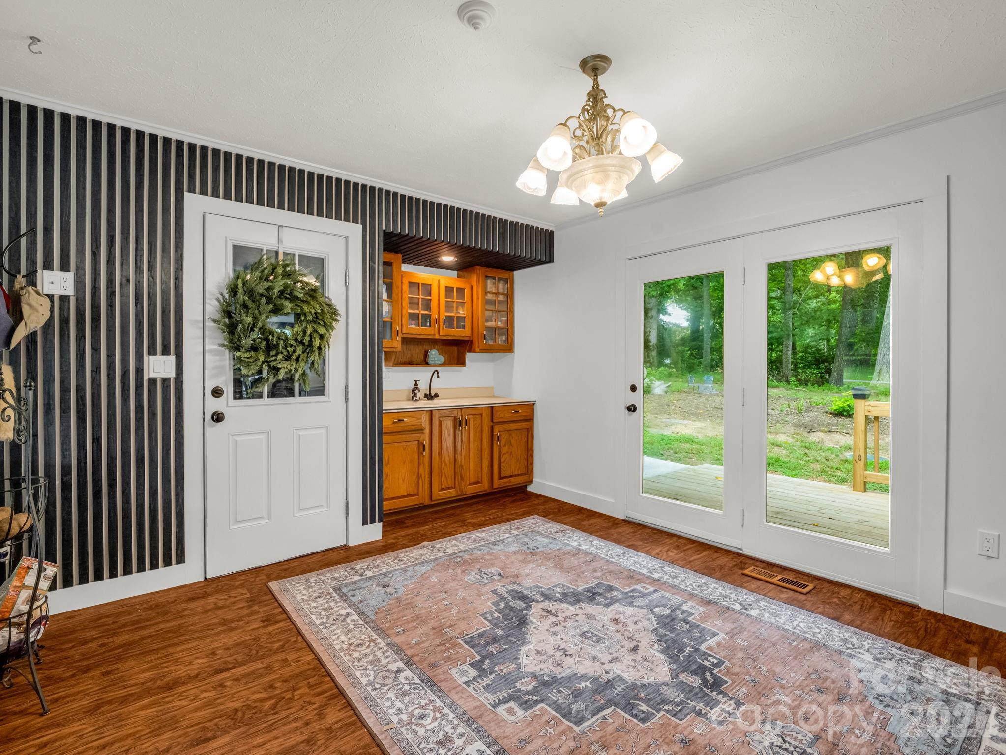 213 Raintree Drive Hendersonville NC 28791