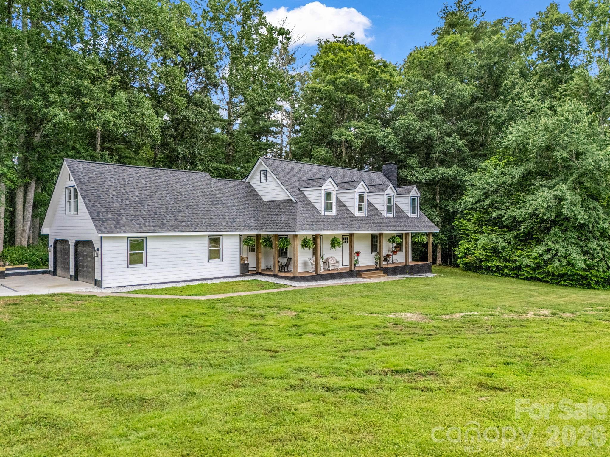213 Raintree Drive Hendersonville NC 28791