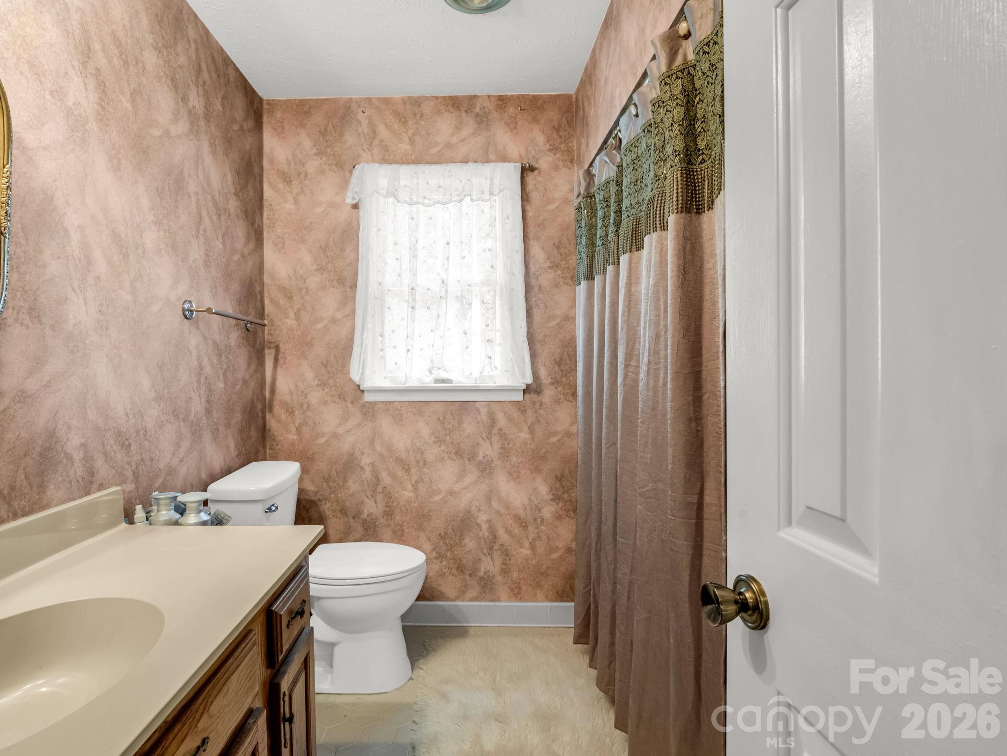 213 Raintree Drive Hendersonville NC 28791