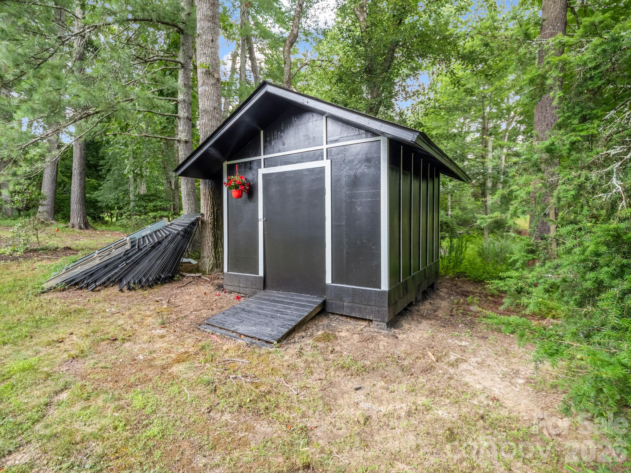 213 Raintree Drive Hendersonville NC 28791
