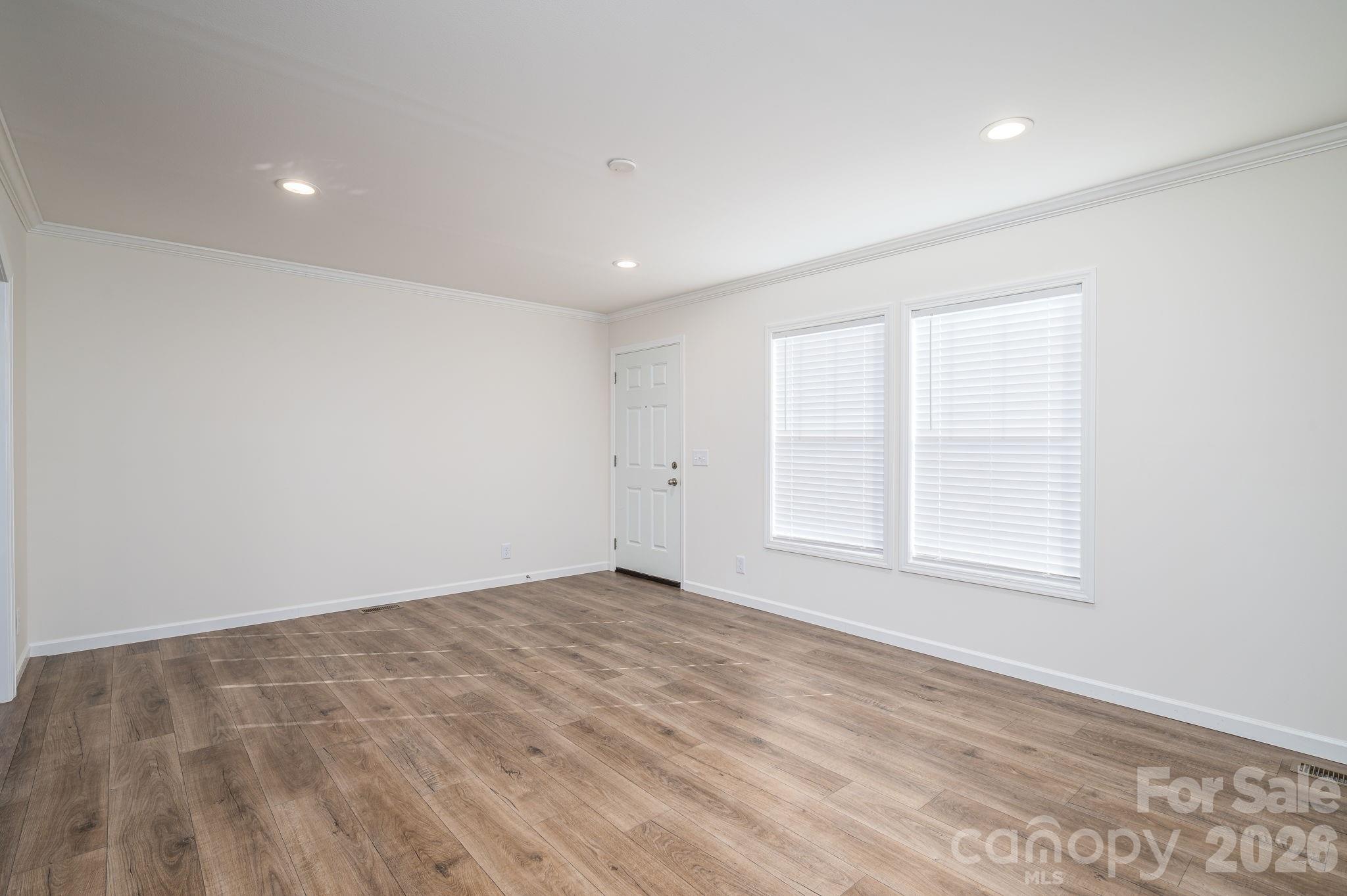 808 W Eagleview Lane Lawndale NC 28090