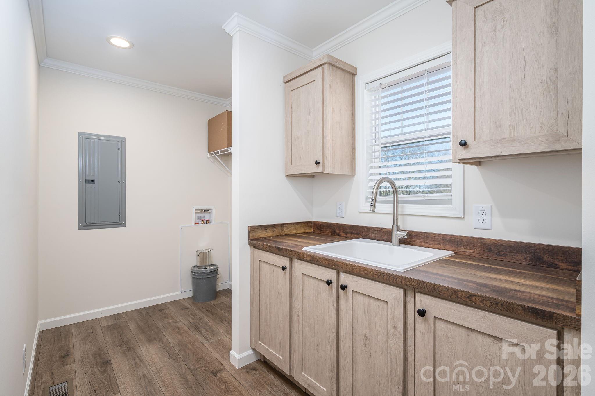 808 W Eagleview Lane Lawndale NC 28090