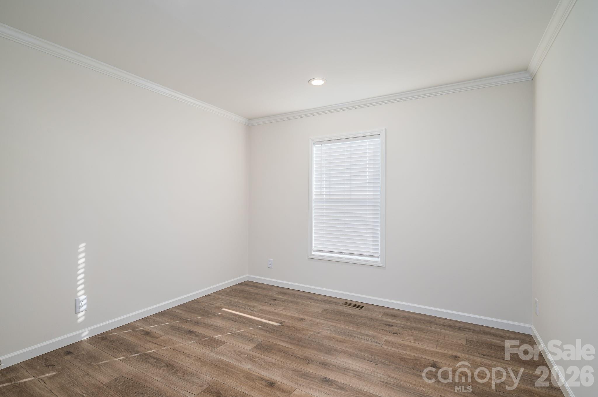808 W Eagleview Lane Lawndale NC 28090
