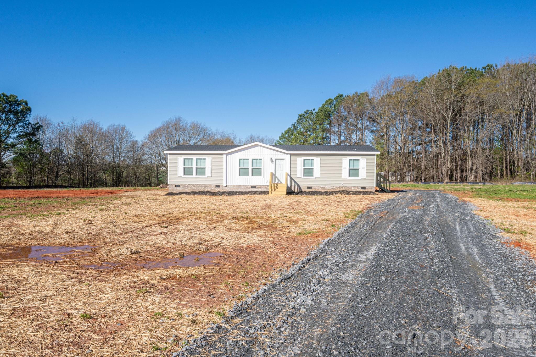 808 W Eagleview Lane Lawndale NC 28090