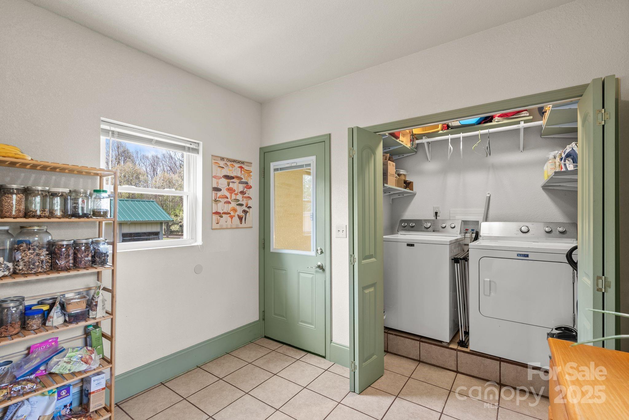 40 W Oakview Road Asheville NC 28806