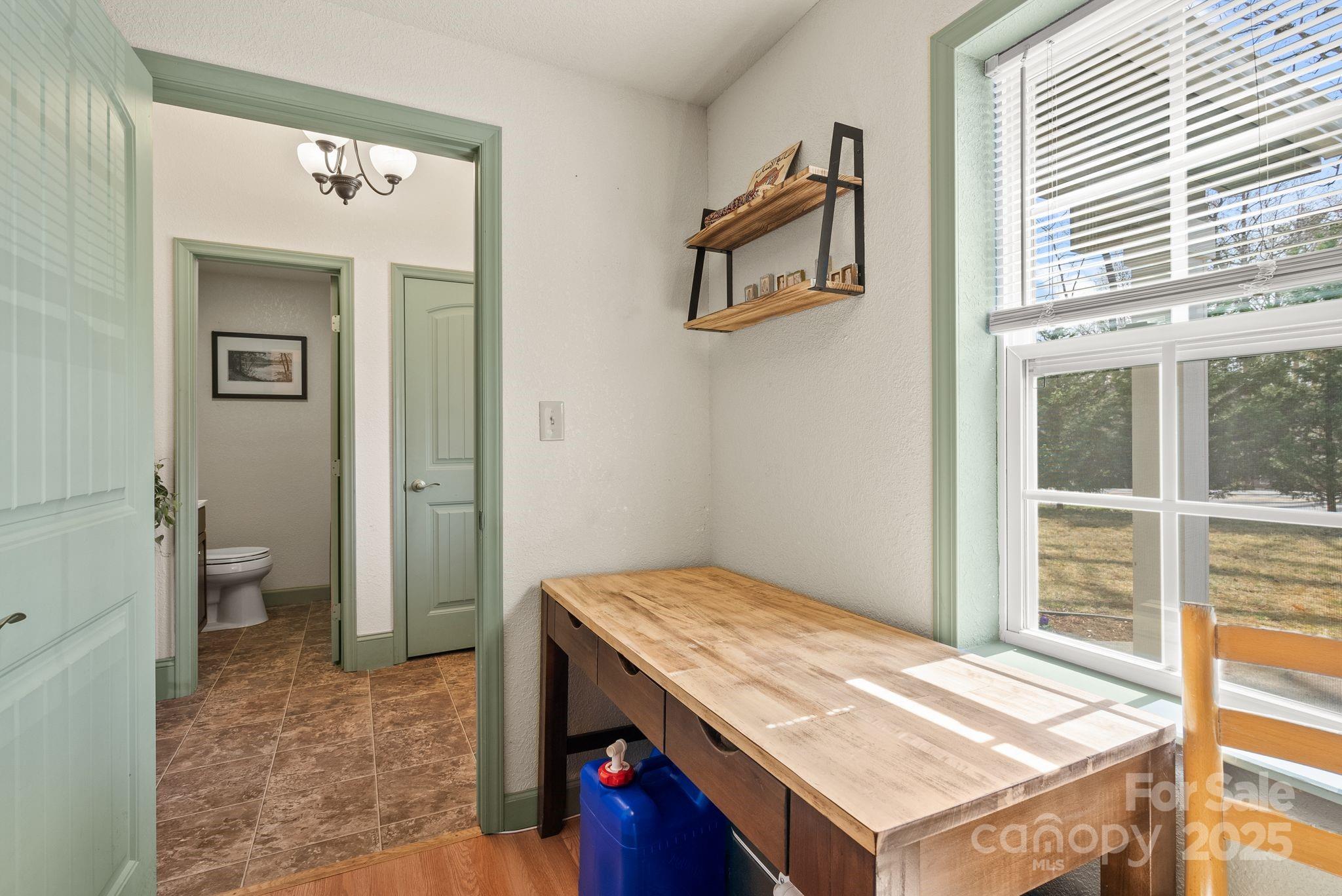 40 W Oakview Road Asheville NC 28806