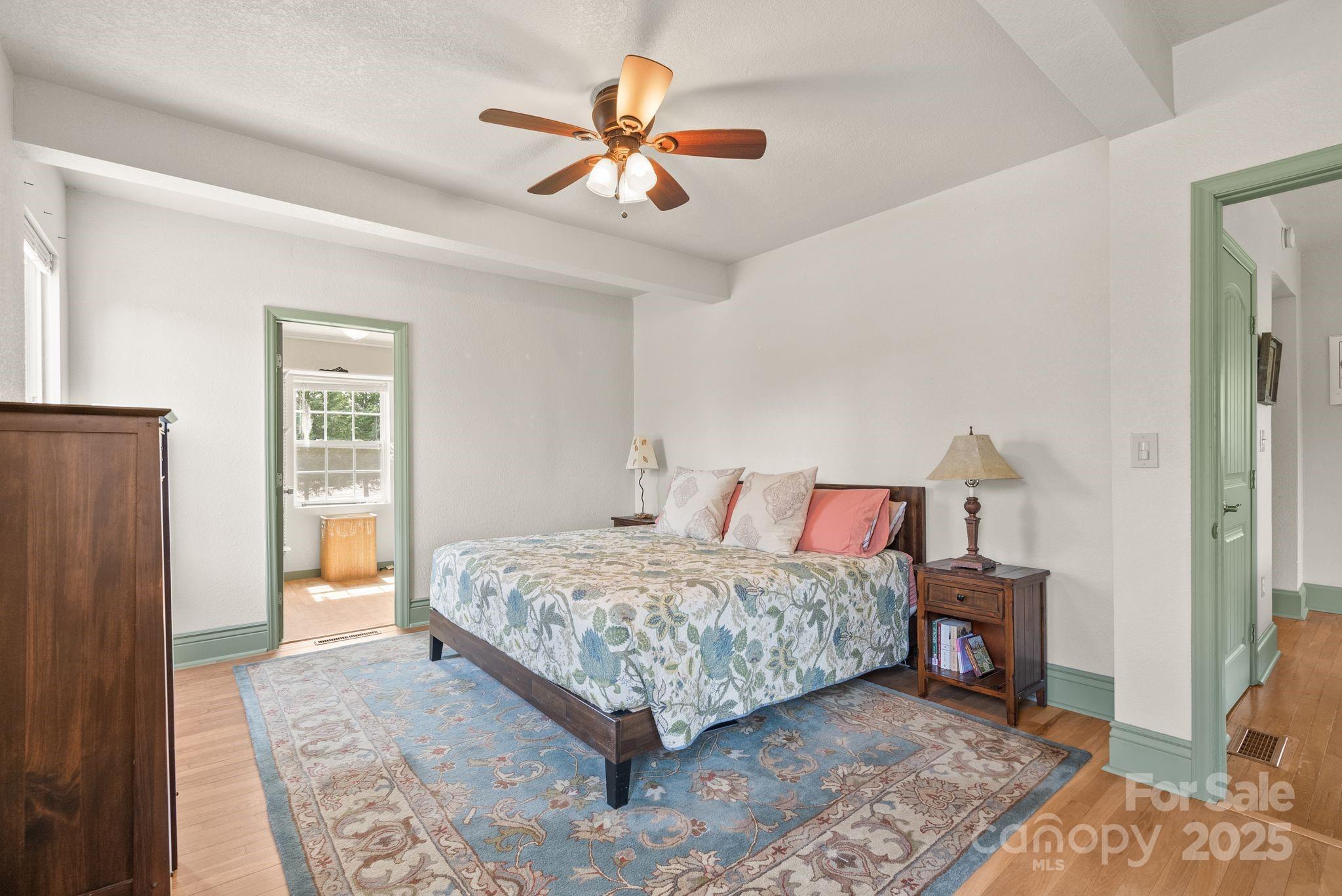 40 W Oakview Road Asheville NC 28806